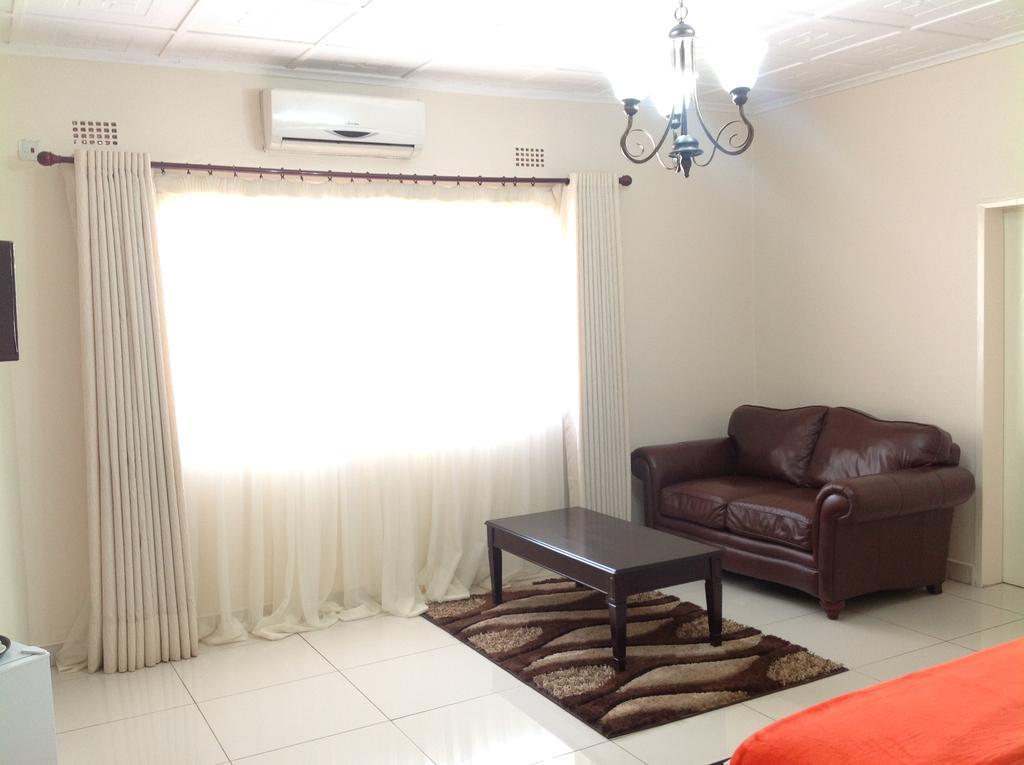Cypress Executive Lodge Livingstone Phòng bức ảnh